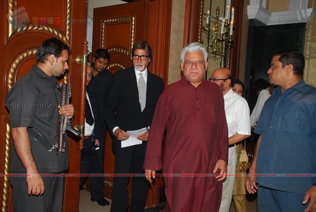 Amitabh Bachchan unveils Om Puri's Unlikely Hero Event hd photo