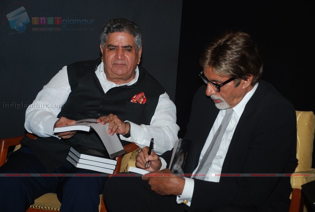 Amitabh Bachchan unveils Om Puri's Unlikely Hero Event hd photo