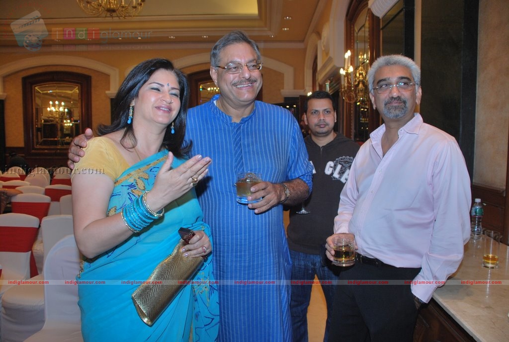 Amitabh Bachchan unveils Om Puri's Unlikely Hero Event hd photo