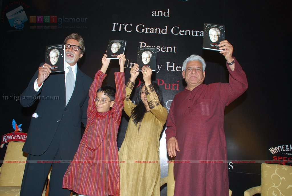 Amitabh Bachchan unveils Om Puri's Unlikely Hero Event hd photo