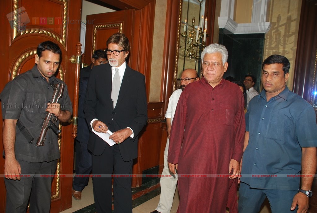 Amitabh Bachchan unveils Om Puri's Unlikely Hero Event hd photo