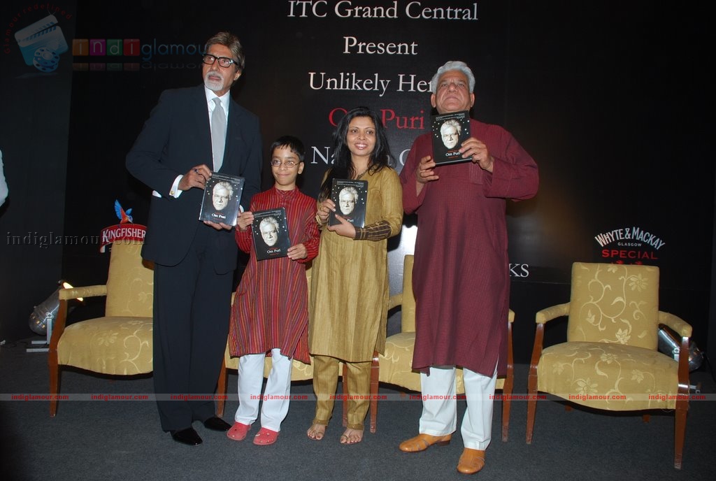 Amitabh Bachchan unveils Om Puri's Unlikely Hero Event hd photo
