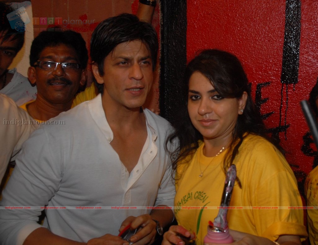 Shahrukh Khan pays tribute to 26/11 martyrs Event hd photo