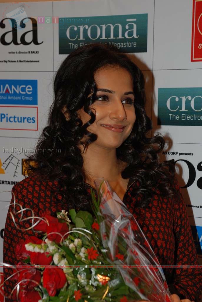 Vidya promotes Pa at Cromo store Event hd photo