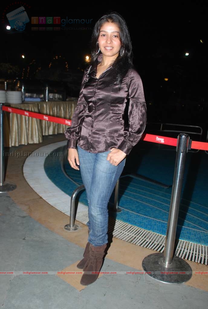Kashmira shah at Yeh Sunday Kyun Aata Hai film music launch Event hd photo