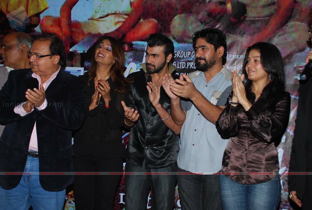Kashmira shah at Yeh Sunday Kyun Aata Hai film music launch Event hd photo
