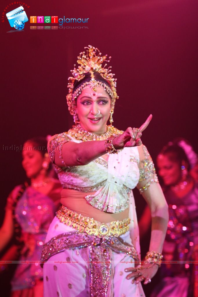 Rani Watches Hema malini's performance Event hd photo