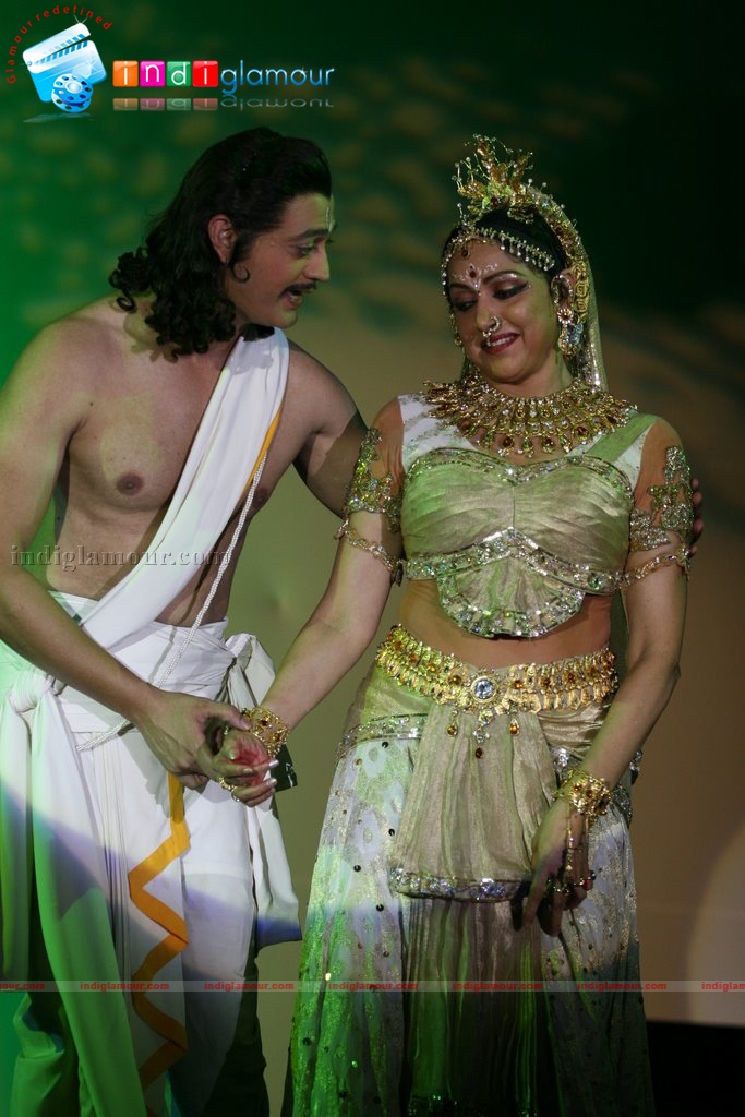 Rani Watches Hema malini's performance Event hd photo