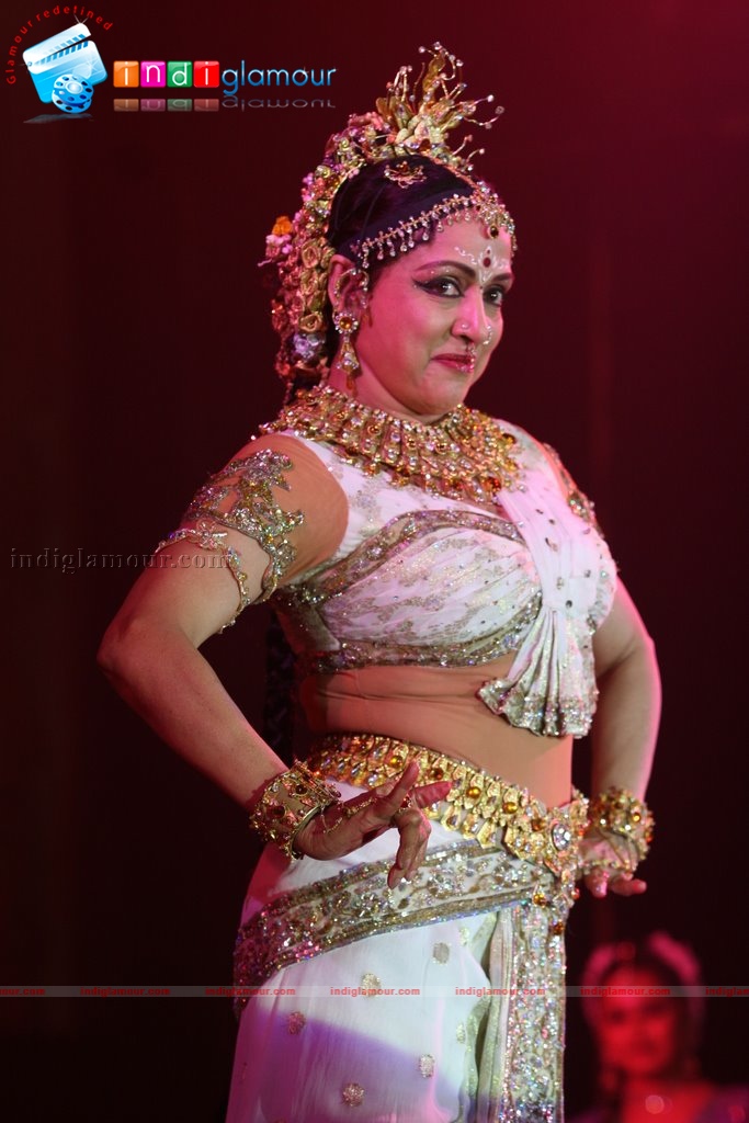 Rani Watches Hema malini's performance Event hd photo