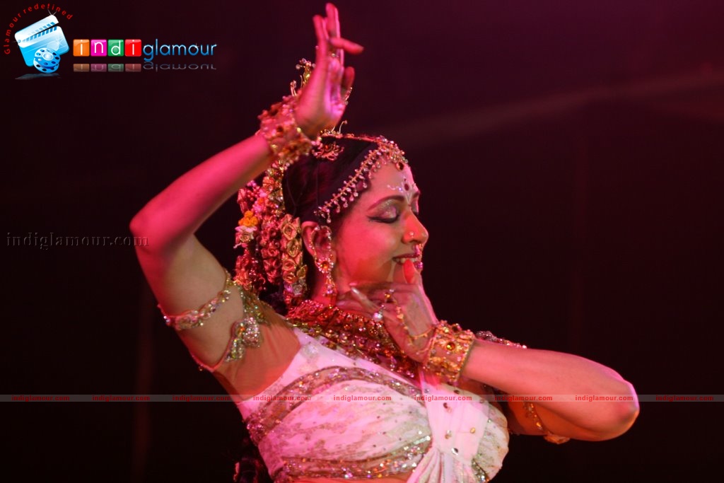 Rani Watches Hema malini's performance Event hd photo