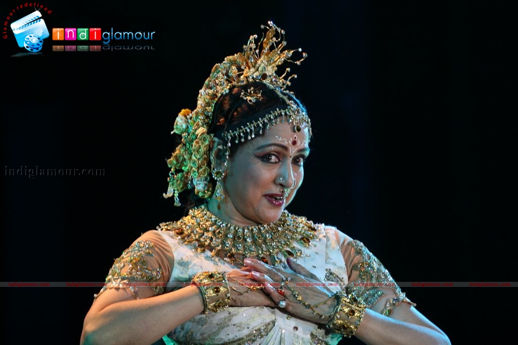 Rani Watches Hema malini's performance Event hd photo