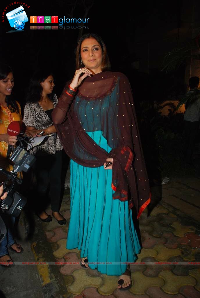 Vidya Balan and Tabu at Priyadarshi Rao and Uttam Ghosh fashion Event hd photo