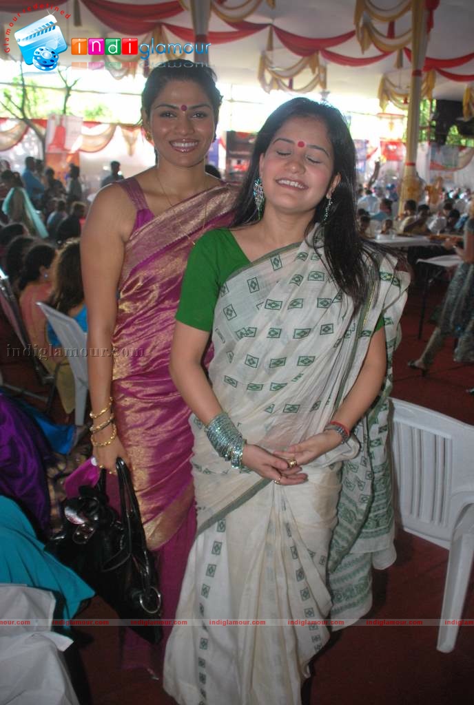 Rani Mukherji Event hd photo