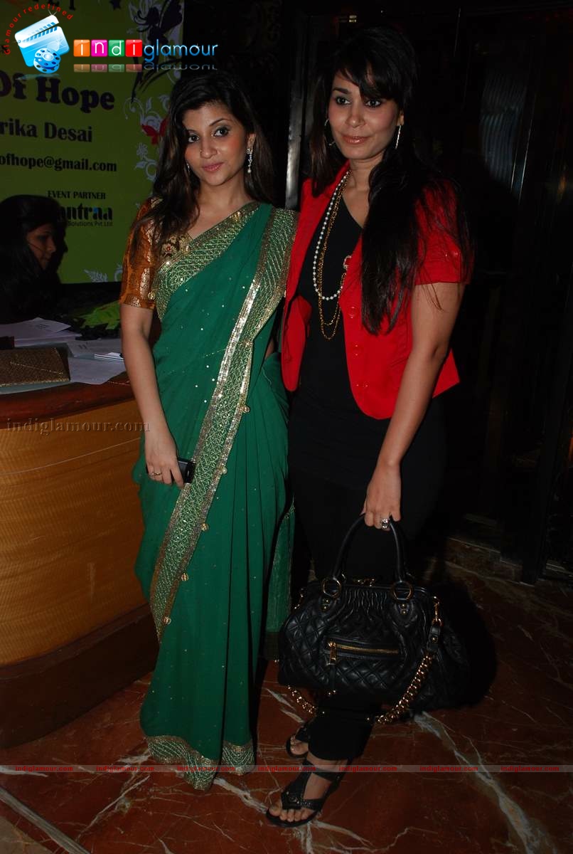 Pooja Bedi inaugurates Gitanjali lifestyle A Chest of Hope exhibition Event hd photo