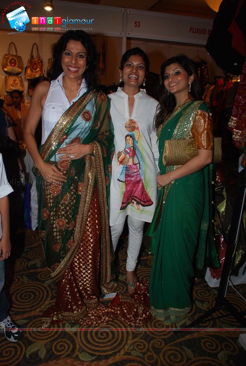 Pooja Bedi inaugurates Gitanjali lifestyle A Chest of Hope exhibition Event hd photo