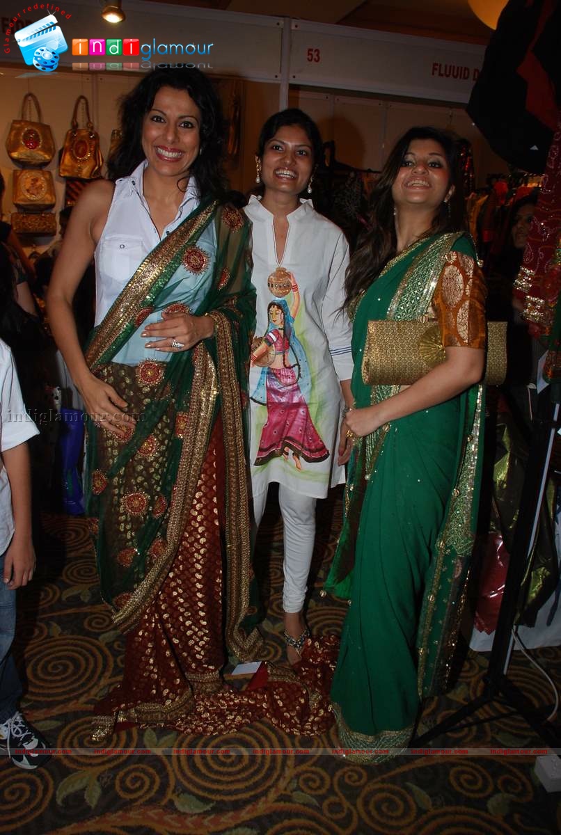 Pooja Bedi inaugurates Gitanjali lifestyle A Chest of Hope exhibition Event hd photo