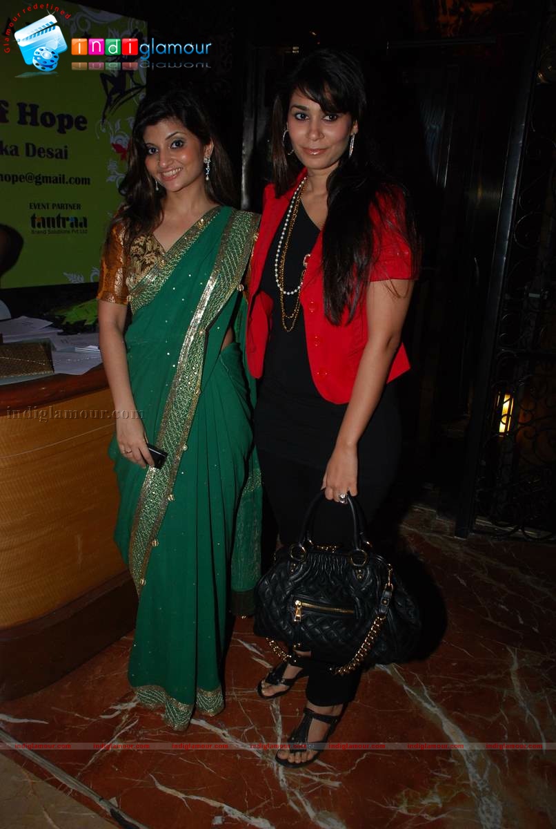 Pooja Bedi inaugurates Gitanjali lifestyle A Chest of Hope exhibition Event hd photo