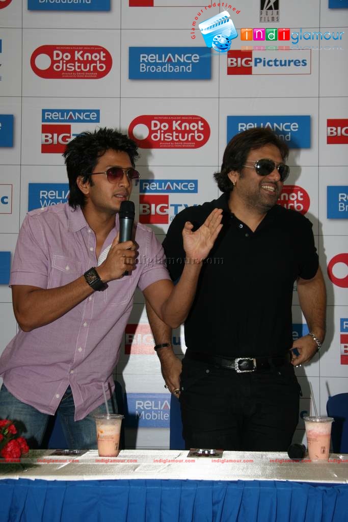Do Knot Disturb video conference Reliance Web World Event hd photo
