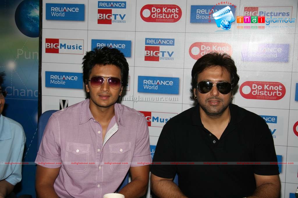 Do Knot Disturb video conference Reliance Web World Event hd photo