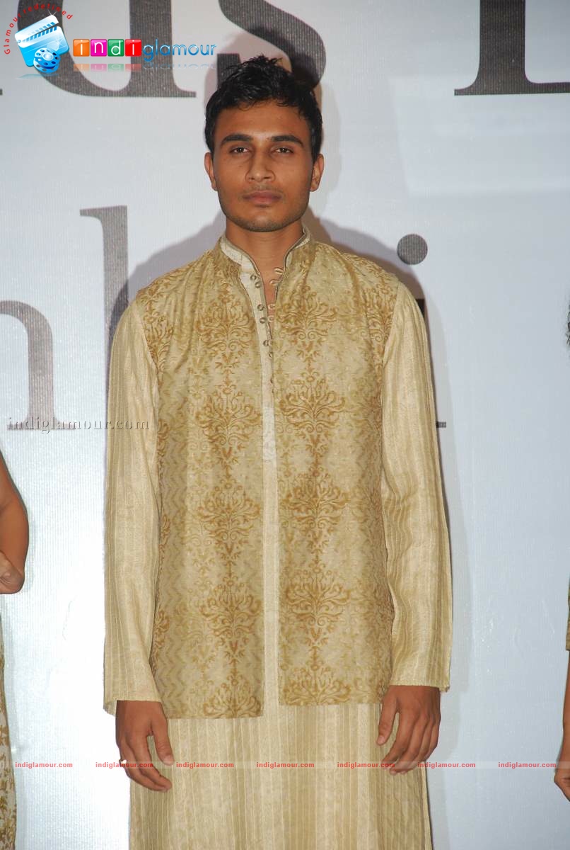 Rahul Dev at Krishna Mehta fashion show  Event hd photo