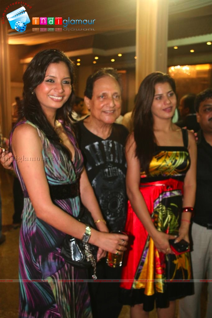 Prem Chopra honored by Foundation for amity and national solidarity Event hd photo