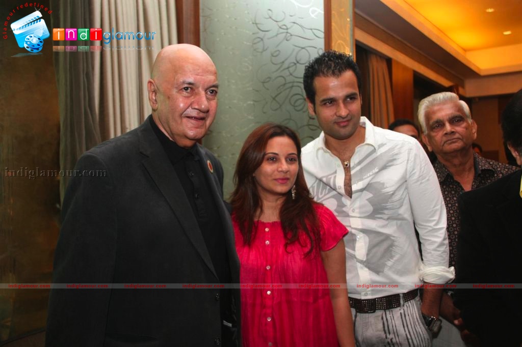 Prem Chopra honored by Foundation for amity and national solidarity Event hd photo