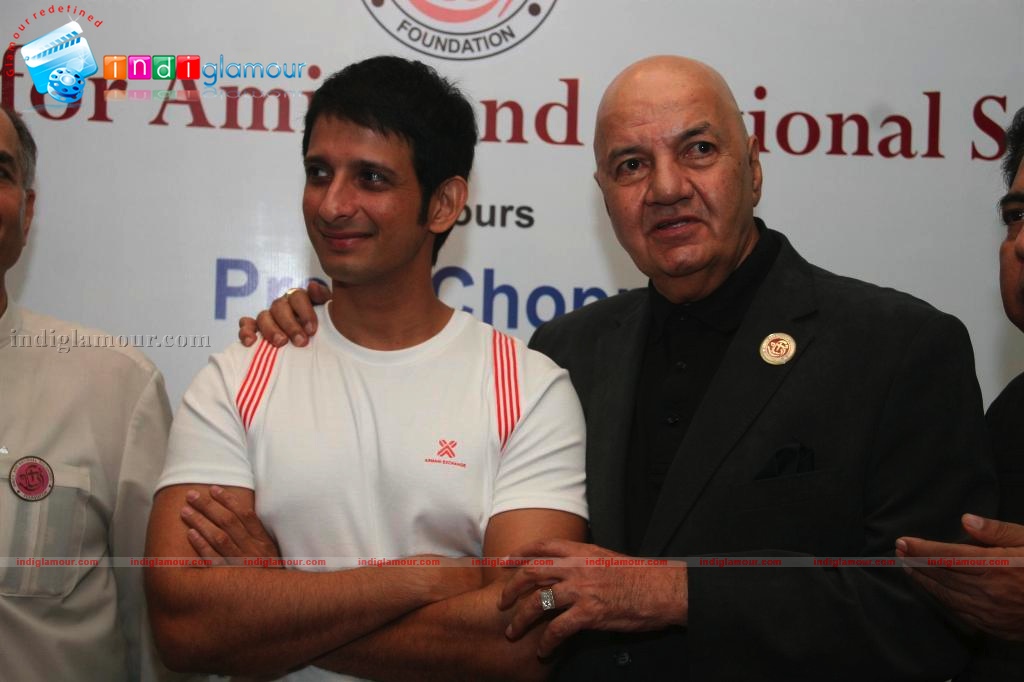 Prem Chopra honored by Foundation for amity and national solidarity Event hd photo