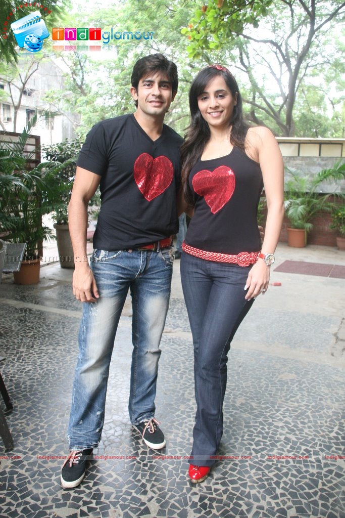 Priyanka chopra on the sets of Big Switch Event hd photo