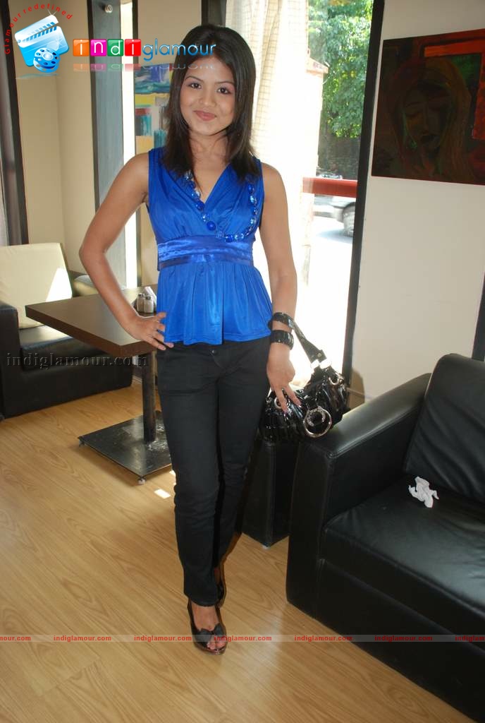 Anaida at Rolling Beans brunch Event hd photo