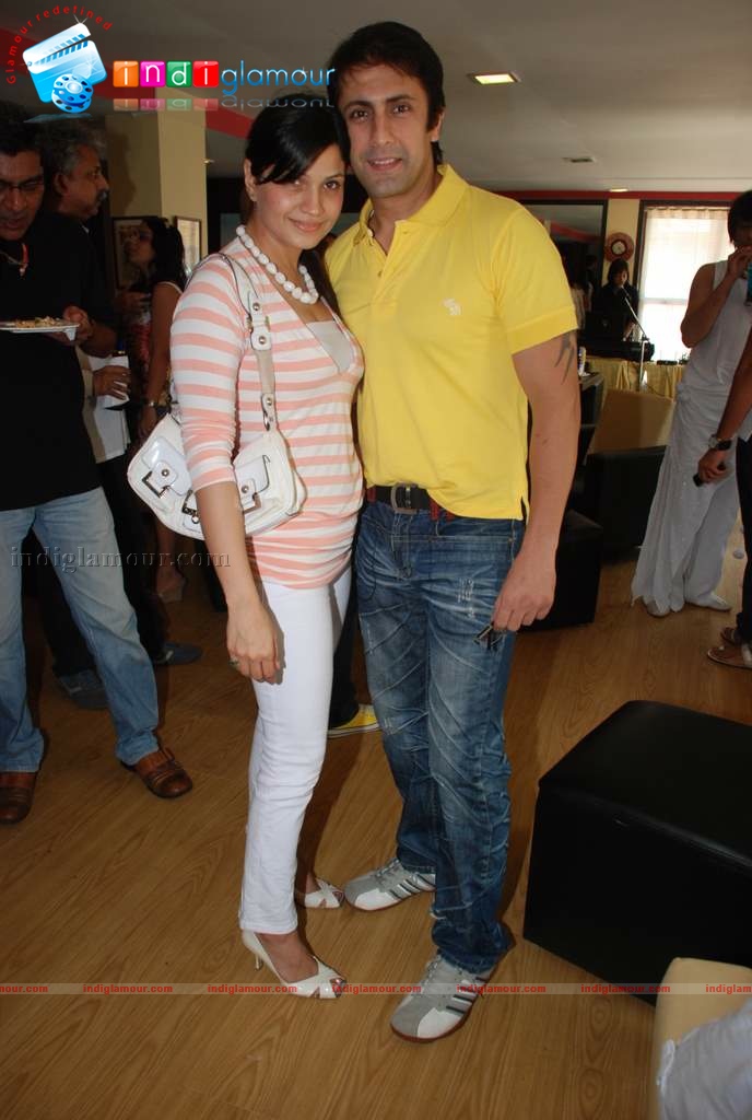 Anaida at Rolling Beans brunch Event hd photo