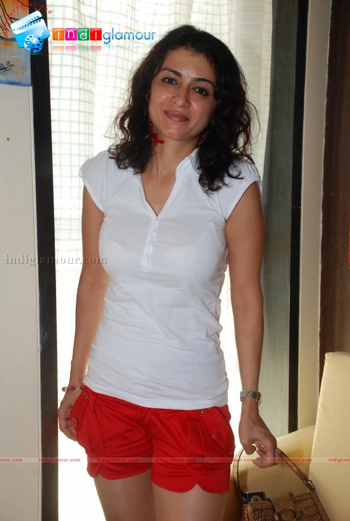 Anaida at Rolling Beans brunch Event hd photo