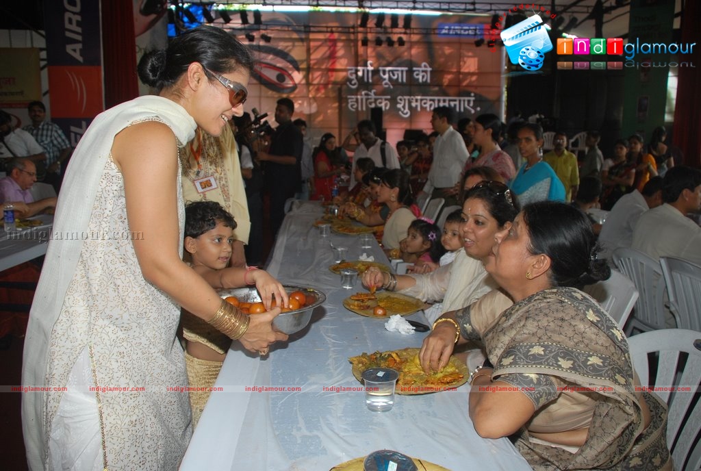 Kajol & Rani Mukherjee at Durga Puja Festival Event hd photo