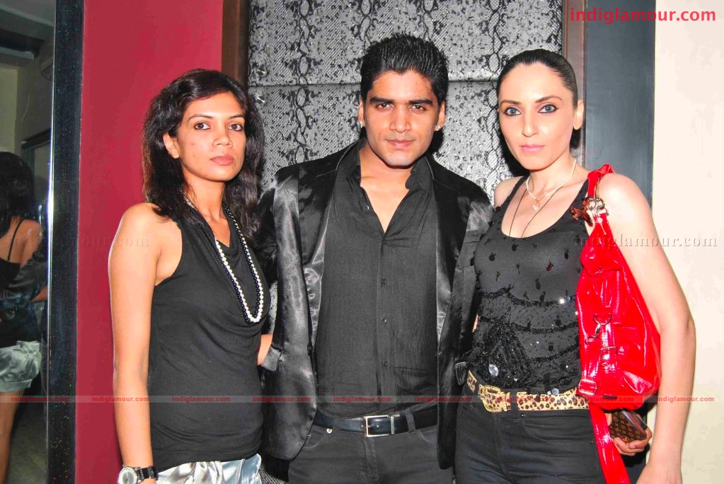 Fashion Runway launch party at Twist Lounge Event hd photo