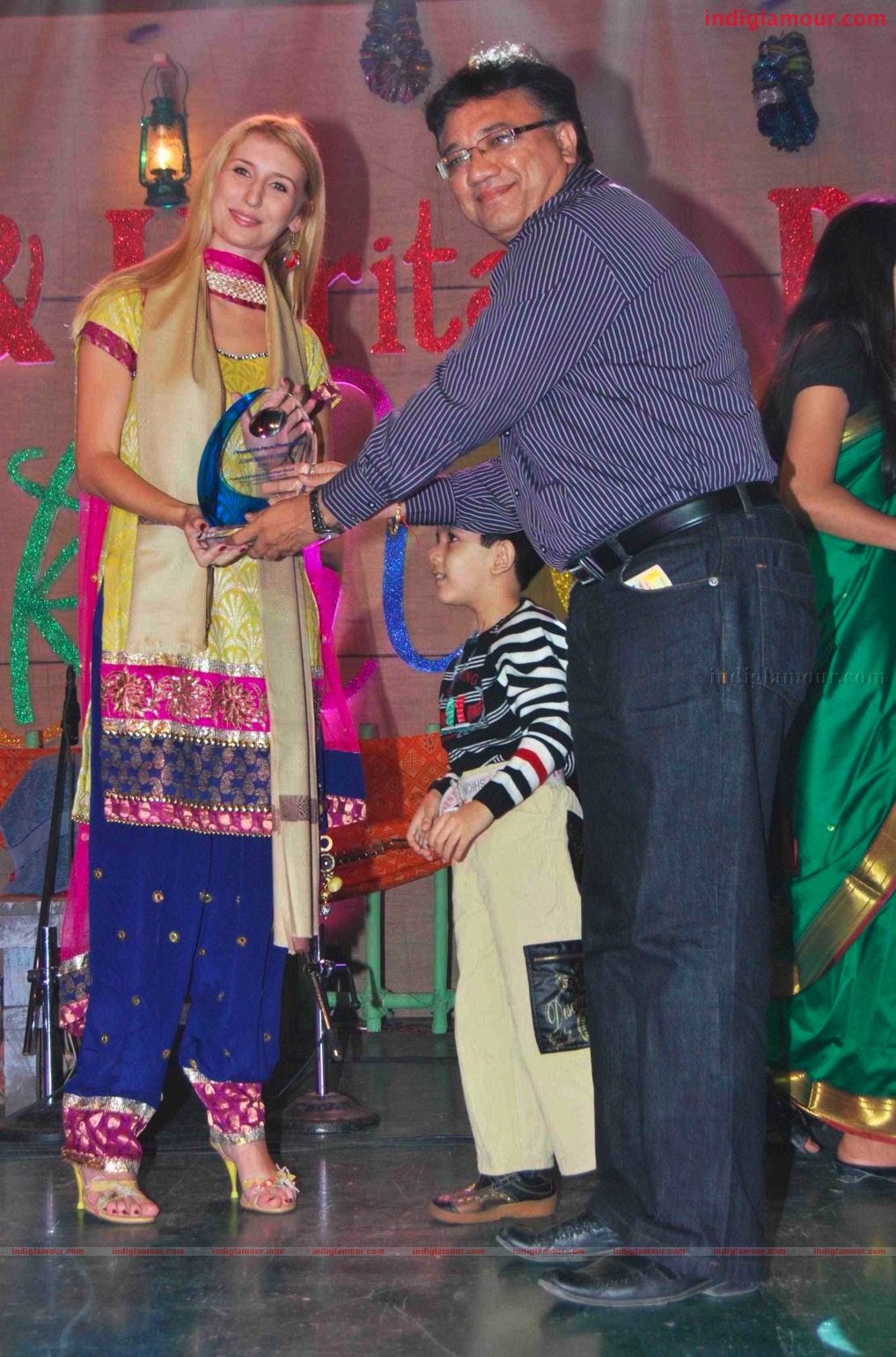  Baisakhi celebrations with Jatinder,RaveenaTondon,Mahima Choudary and Tisca Chopra Event hd photo