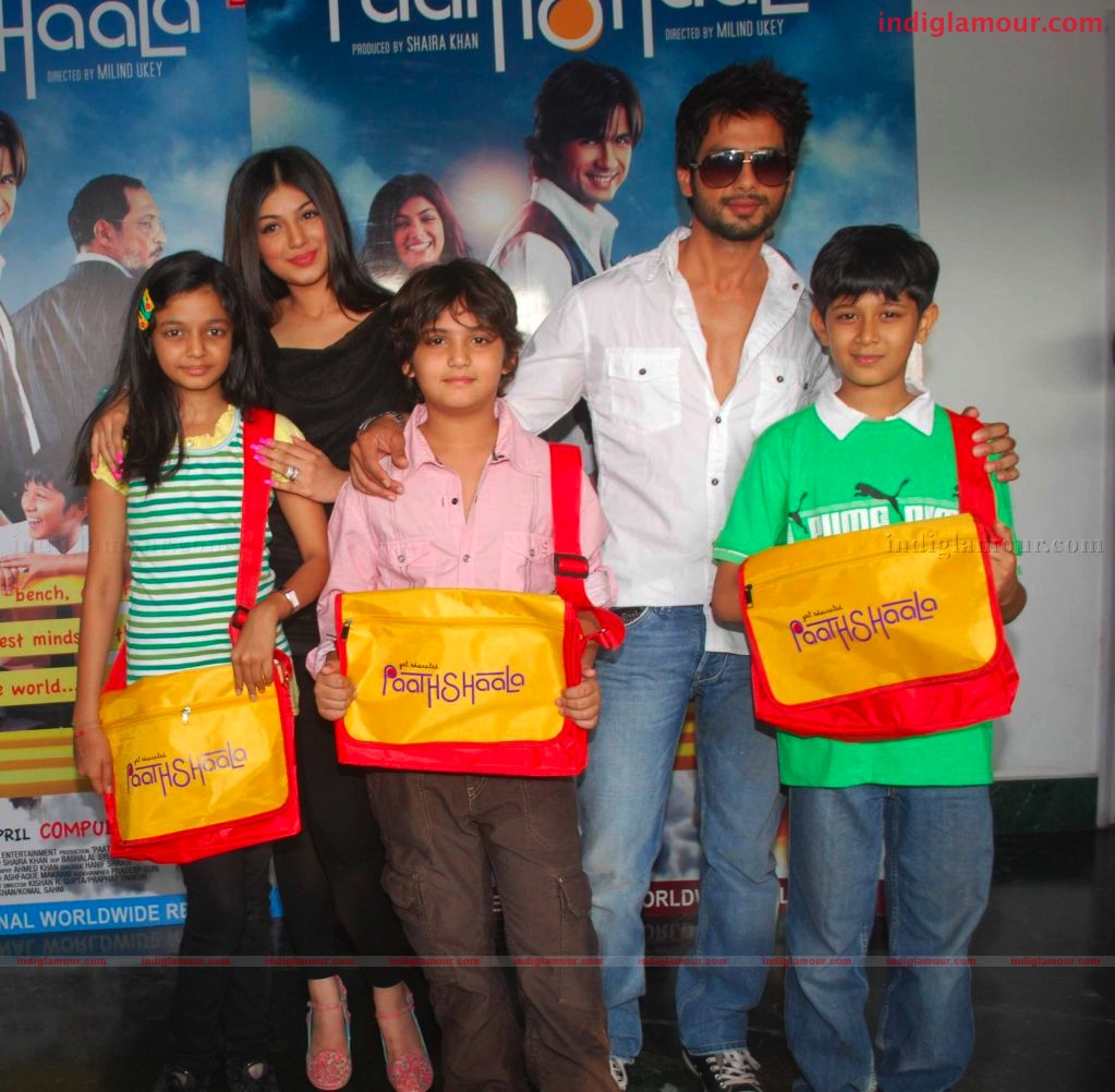 Sahid Kapoor and Ayesha Takiya promotes Paathshala Event hd photo