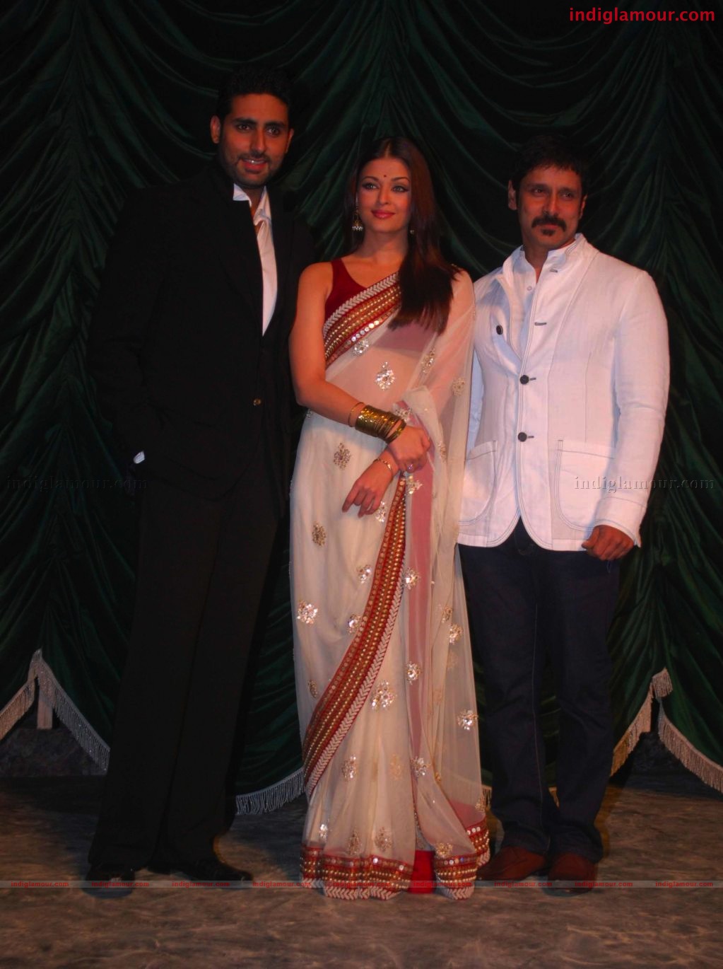 Raavan Grand Music Launch Event hd photo