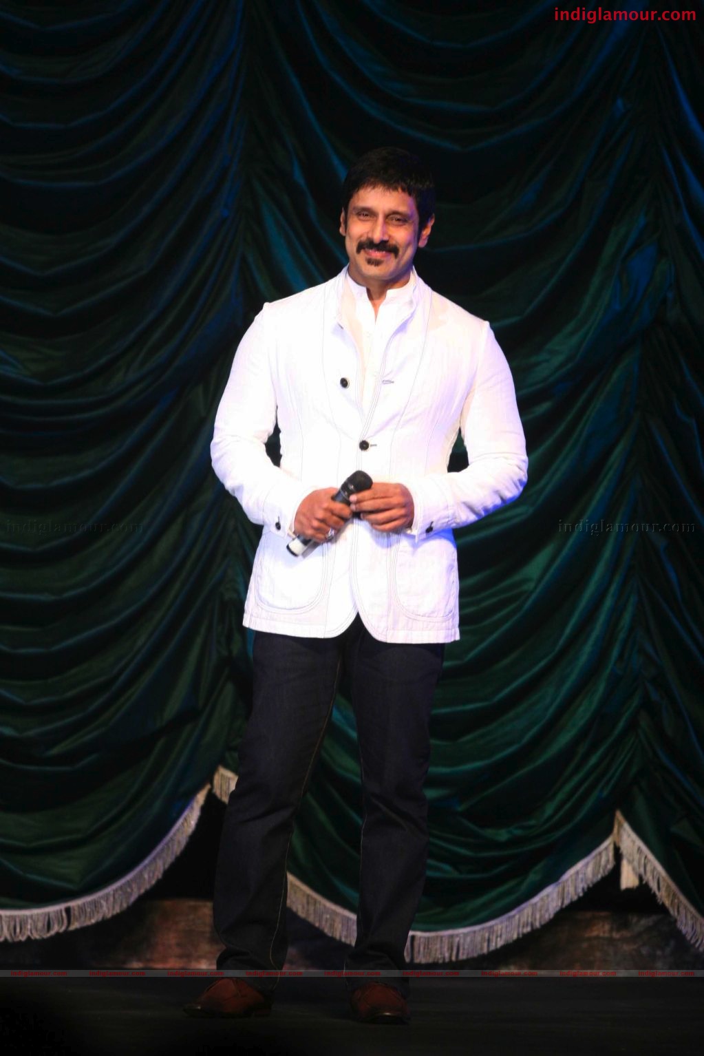 Raavan Grand Music Launch Event hd photo