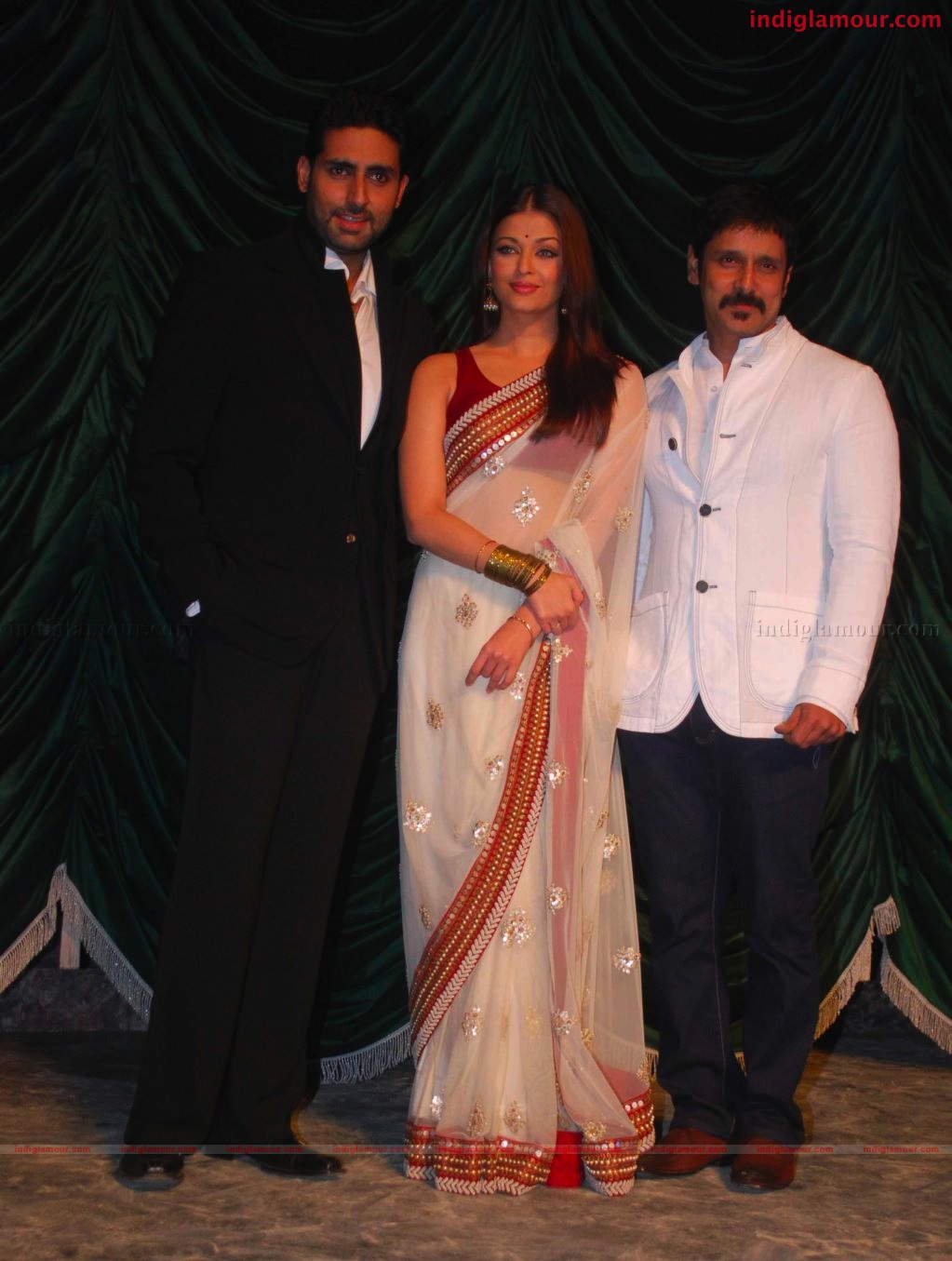 Raavan Grand Music Launch Event hd photo