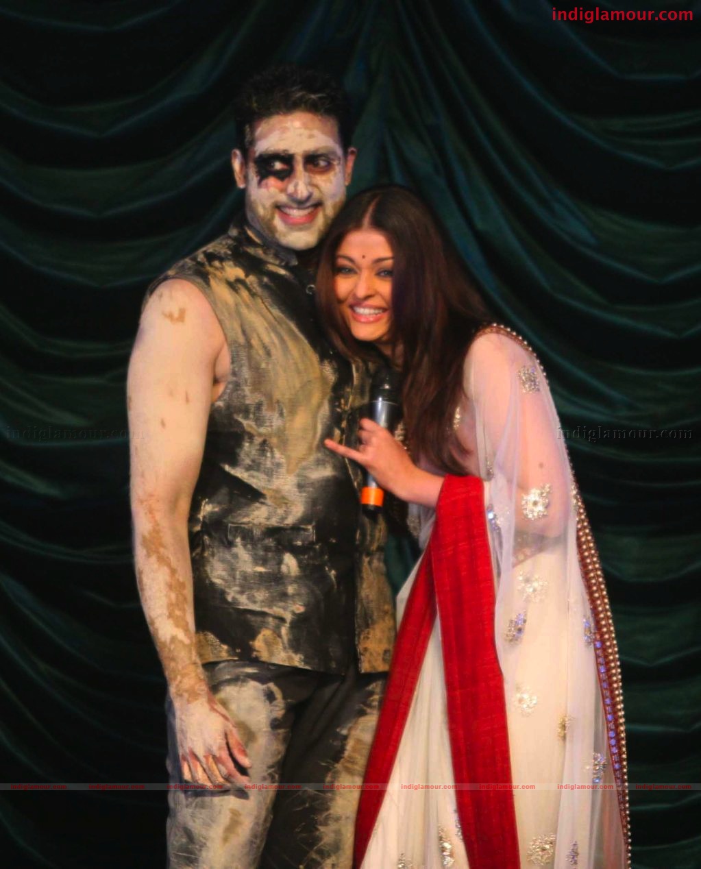 Raavan Grand Music Launch Event hd photo