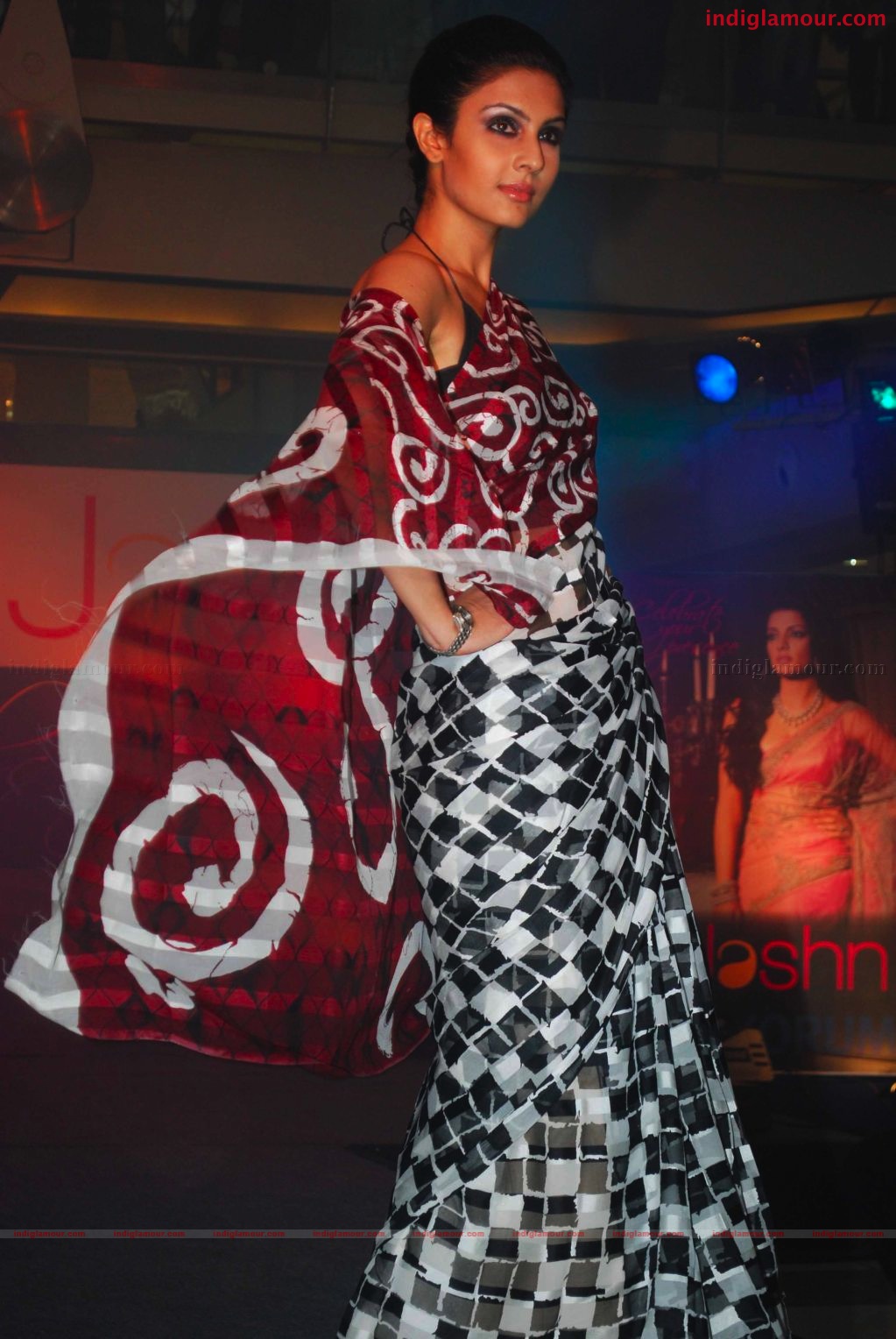 Celina Jaitley Jashan Sarees Event hd photo