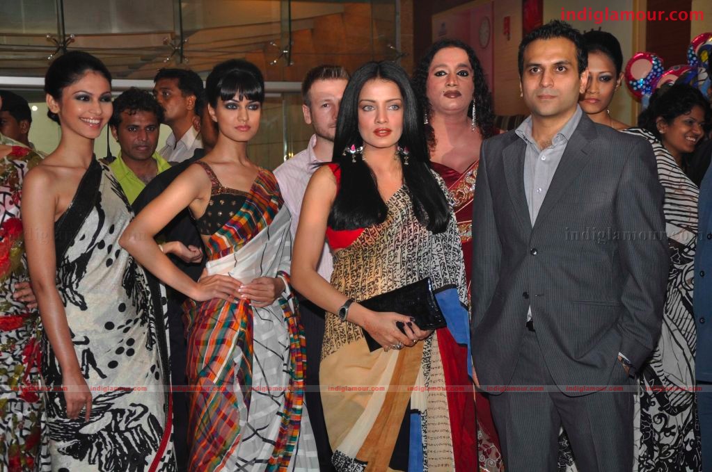 Celina Jaitley Jashan Sarees Event hd photo