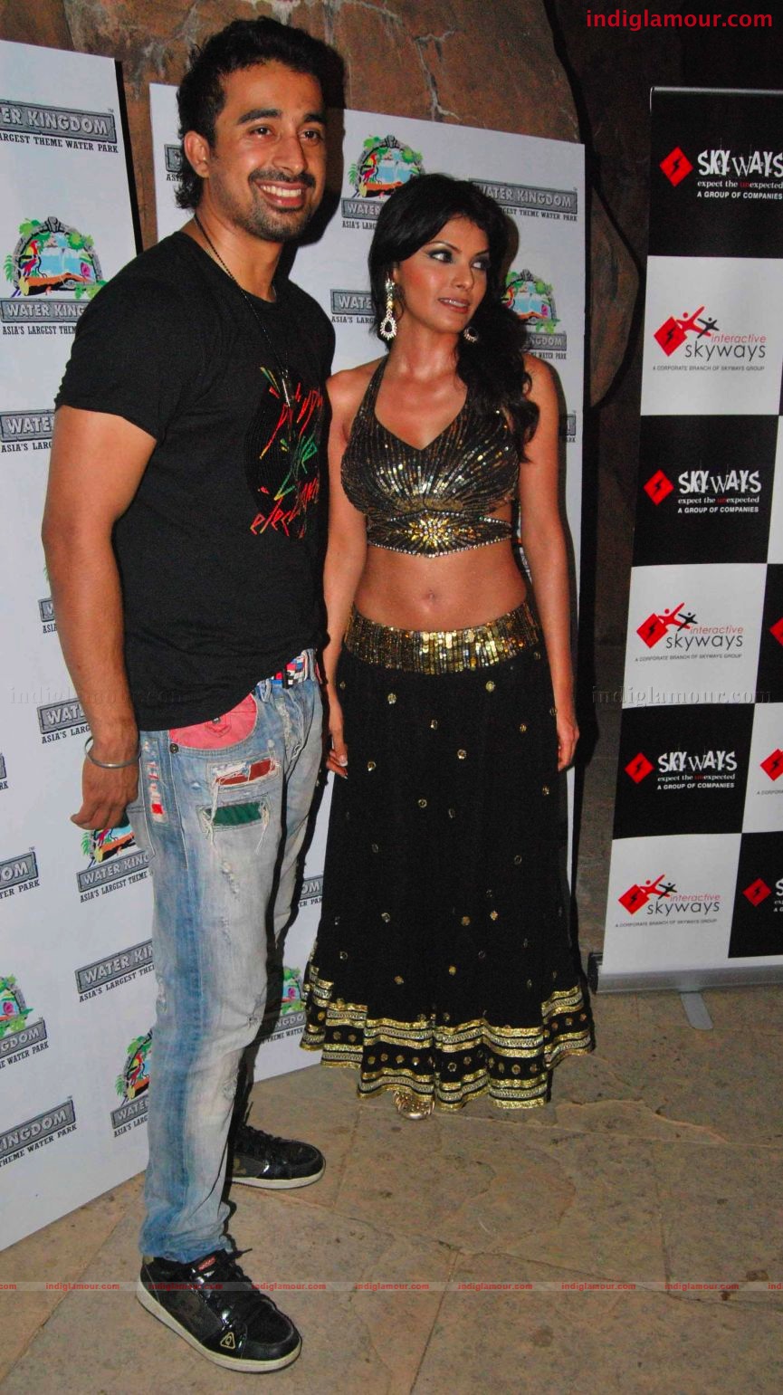 Essel world celebrates 12th anniversary with Sherlyn Chopra Event hd photo