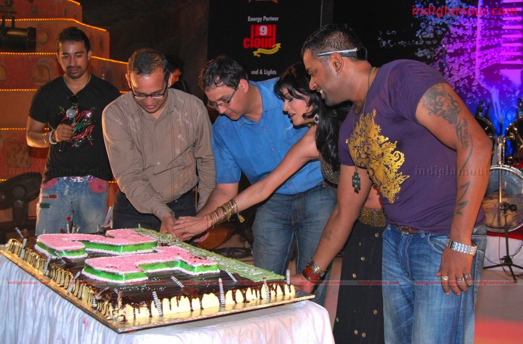 Essel world celebrates 12th anniversary with Sherlyn Chopra Event hd photo