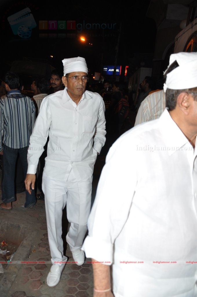 Bollywood pays homage to Aamir Khan's father Tahir Hussain Event hd photo