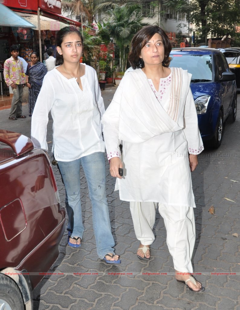 Bollywood pays homage to Aamir Khan's father Tahir Hussain Event hd photo