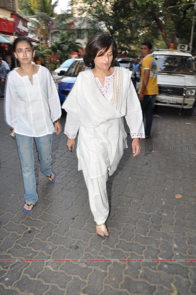 Bollywood pays homage to Aamir Khan's father Tahir Hussain Event hd photo