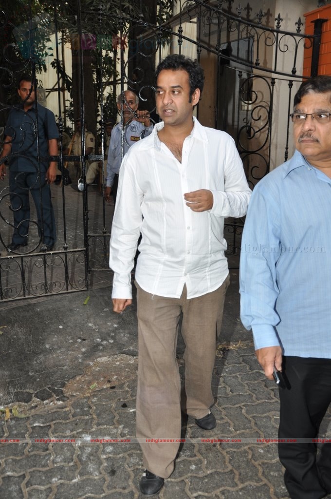 Bollywood pays homage to Aamir Khan's father Tahir Hussain Event hd photo