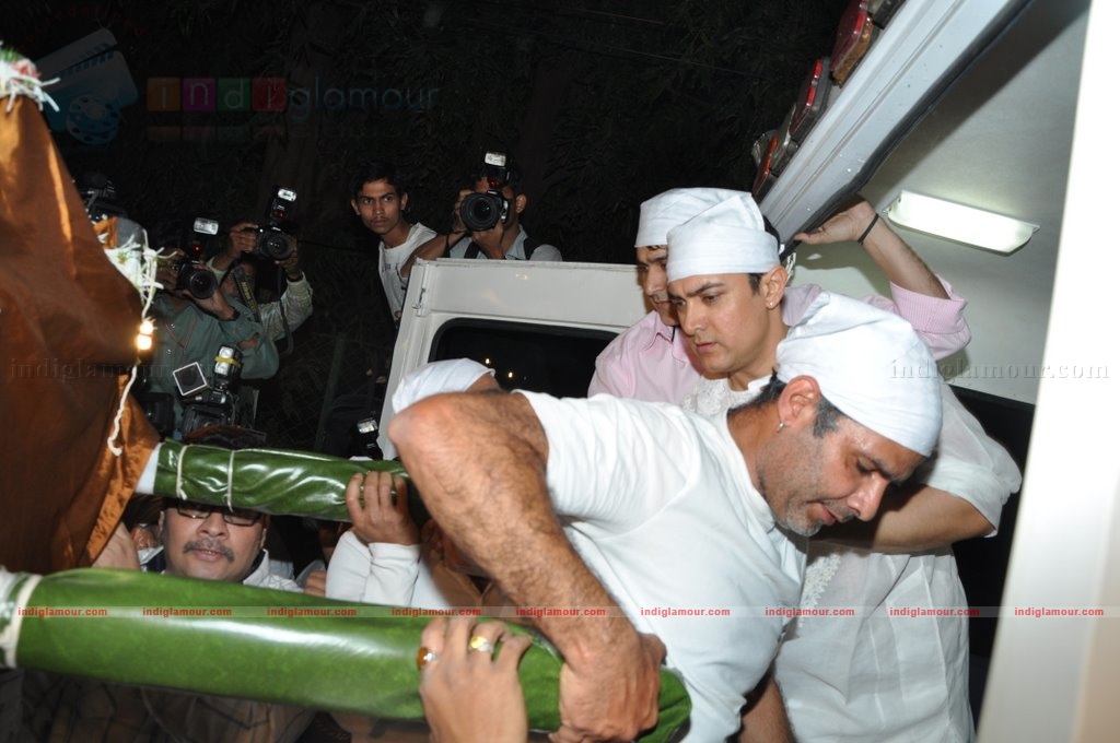 Bollywood pays homage to Aamir Khan's father Tahir Hussain Event hd photo