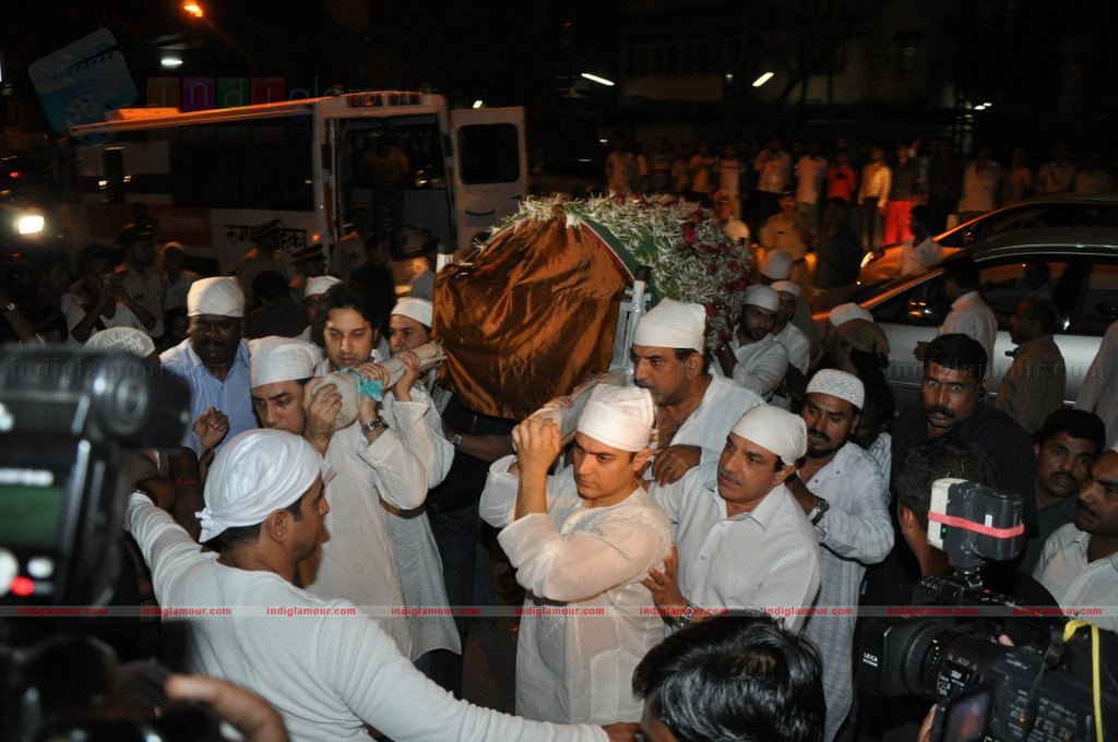 Bollywood pays homage to Aamir Khan's father Tahir Hussain Event hd photo