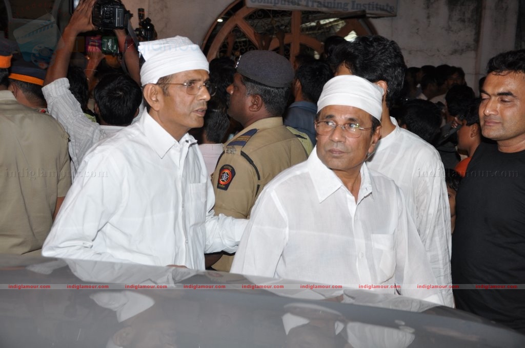 Bollywood pays homage to Aamir Khan's father Tahir Hussain Event hd photo